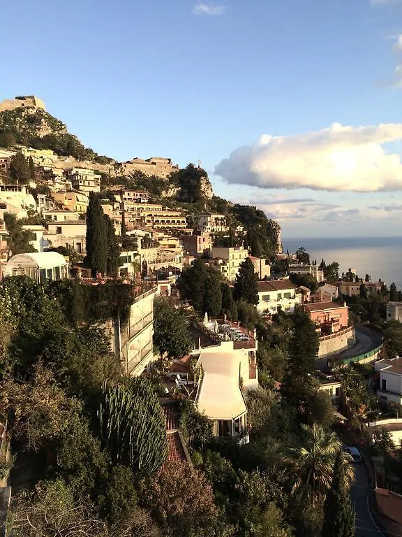 Lägenhet Villa Quisisana Taormina