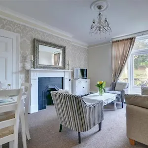 Pannett View - In The Heart Of Apartment Whitby